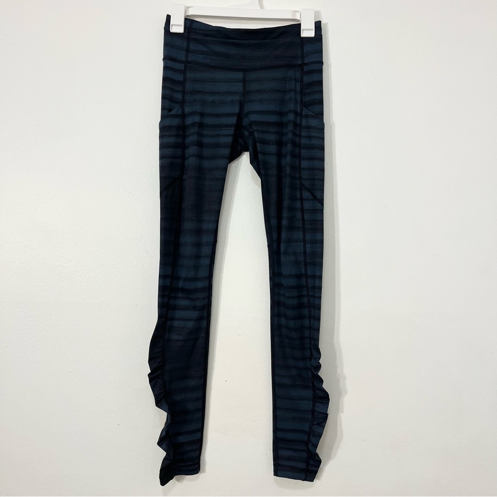 Lululemon Speed Legging Good Vibes Deep Navy and Black Ruched Women’s Size 4